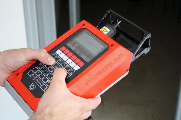 Картинка Портативный ударно-точечный маркиратор Sic Marking E-MARK (60х25 мм)